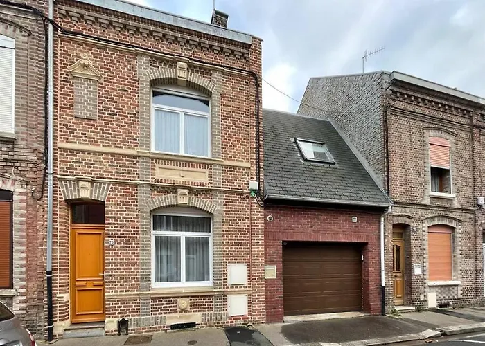 Charming City Home Near Downtown With Garage